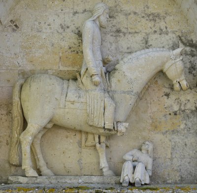 Detail des Seitenportals, das Kaiser Konstantin I. den Großen darstellt, der das Christentum symbolisiert und das Heidentum verdrängt, Saint Hilaire Kirche in Melle (79500), Deux-Sèvres von Unbekannt