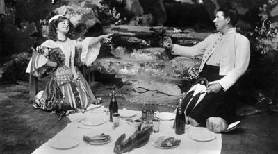 Ellaline Terriss und Seymour Hicks in The Gay Gordons, ca. 1907 von Unbekannt