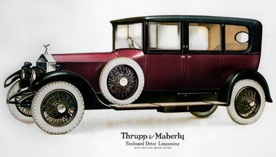 Geschlossener Rolls-Royce-Limousine mit Trennwand hinter dem Fahrer von Unbekannt