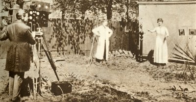 Eugene Lauste nimmt das erste kombinierte bewegte Bild und Ton auf von Unbekannt