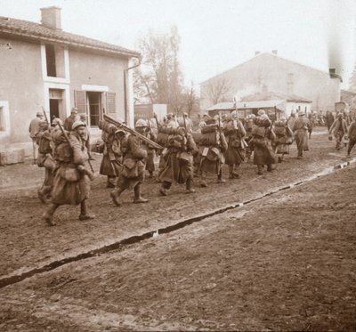 Auf dem Weg nach Verdun, Nordfrankreich, ca. 1914-1918 von Unbekannt