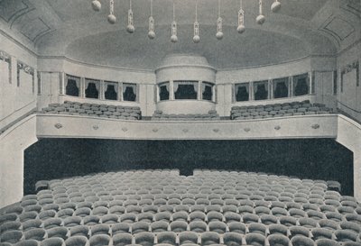 Innenraum eines neuen Kino-Theaters im Westend von Berlin, ca. 1913 von Unbekannt