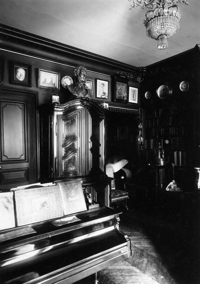 Innenraum des Museums des Autors und Historikers Alexander Onegin in Paris, 1920er von Unbekannt