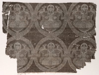 Lampas-Fragment mit sitzendem Prinzen, der Falken in kufischen Medaillons hält, 1654-1955 von Unbekannt