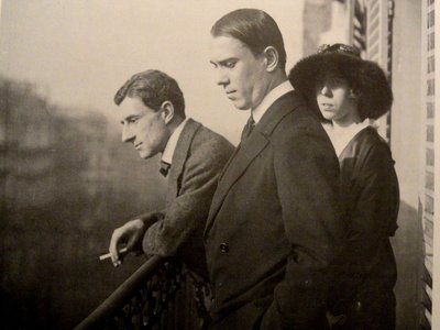 Maurice Ravel, Vaslav Nijinsky, Bronislava Nijinska in Paris, 1914 von Unbekannt