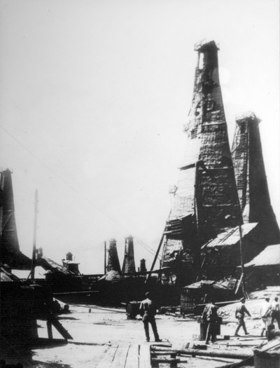 Ölförderung in Baku, Russland, ca. 1903-1906 von Unbekannt