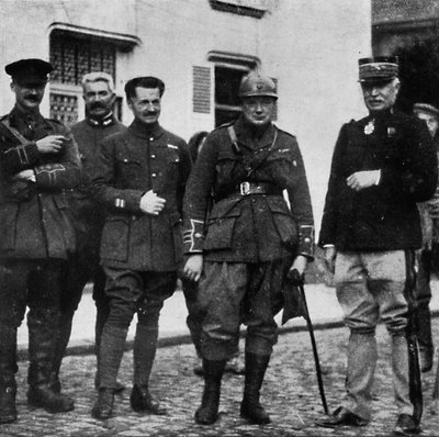 An der Front und nach der Erfahrung befehligte er das 6. Royal Scots Fusiliers, ca. 1916, 1945 von Unbekannt