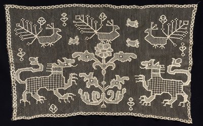 Paneel mit Panthern, Vögeln und floralen Motiven, 18.-19. Jahrhundert von Unbekannt