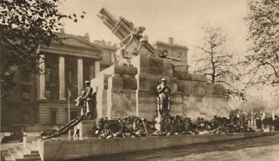 Darstellung eines 9-Zoll-Haubitze aus Stein, die große Kontroversen verursachte, ca. 1935 von Unbekannt