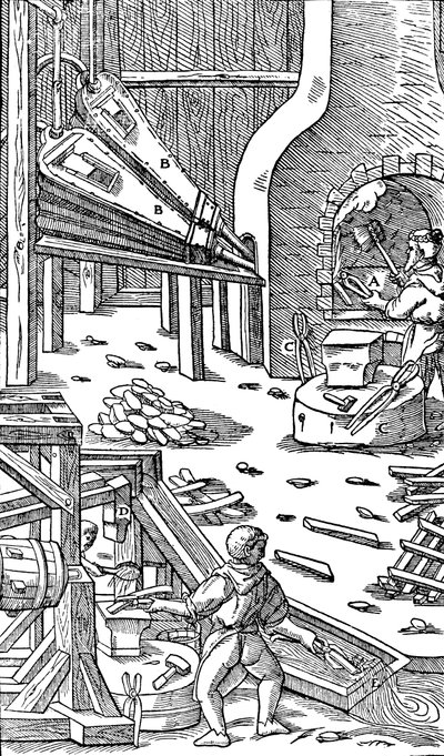 Stahlproduktion: eine Schmiede mit Blasebalg zur Erzeugung von Zugluft, 1556 von Unbekannt