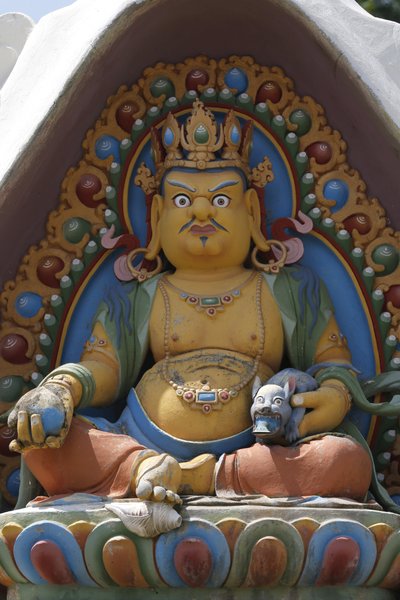 Tempel der Tausend Buddhas. Dashang Kagyu Ling Gemeinde. Gottheit. Dzambala: der Buddha des Reichtums, La Boulaye, Frankreich von Unbekannt