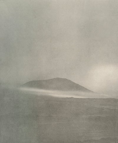Der Beginn eines Schneesturms...Schneeverwehung um den Mount Erebus, um 1908, 1909 von Unbekannt