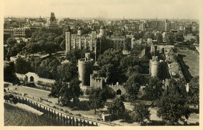 Tower of London. Gesamtansicht von Süden, um 1920 von Unbekannt