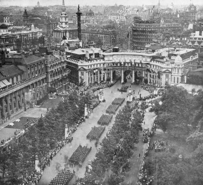 Siegesparade durch den Admiralty Arch und den Mall, 19. Juli 1919 von Unbekannt