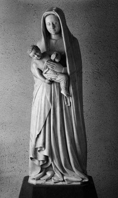 Jungfrau und Kind, Skulptur zugeschrieben John of Cambrai (spätes 14. Jahrhundert), 1408, Kirche der Celestins, Marcoussis (Essonne) von Unbekannt