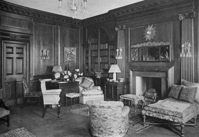 Holzarbeiten aus einem alten englischen Raum in der Bibliothek, Haus von Miss Anne Morgan, New York City, 1924 von Unbekannt