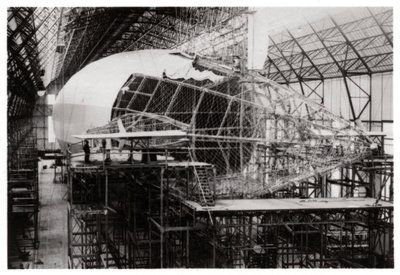 Zeppelin LZ 126 im Bau, Friedrichshafen, Deutschland von Unbekannt