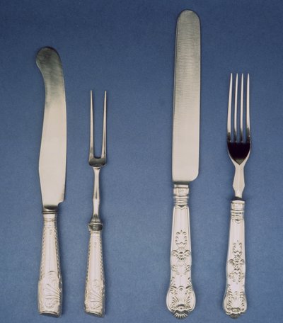 Silbermesser und -gabel, Sheffield, ca. 1780 und spätere Version 1835, von Atkin und Oxley von Unbekannt Unbekannt