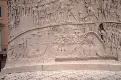 Ein römischer Hafen und der Bau eines römischen Lagers, von der Trajanssäule, 2. Jahrhundert n. Chr. (Detail) von Unbekannt