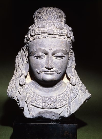 Großer Kopf eines Bodhisattva mit gesenktem Ausdruck, 2.-3. Jahrhundert von Unbekannt