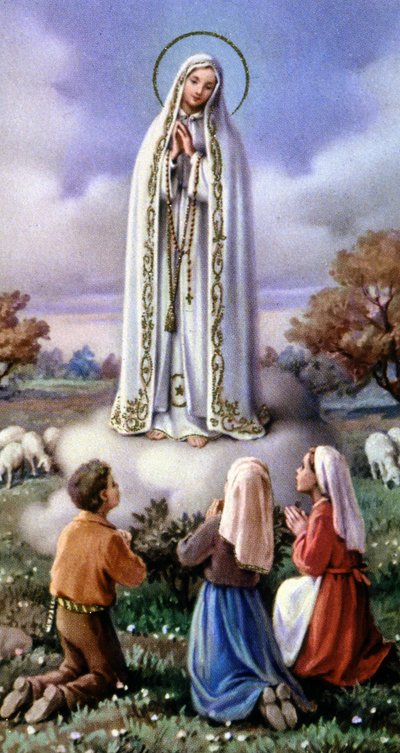 Erscheinung der Jungfrau Maria vor drei kleinen Hirten in Fatima, Portugal (1917), ca. 1920-30 (Postkarte) von Unbekannter Künstler