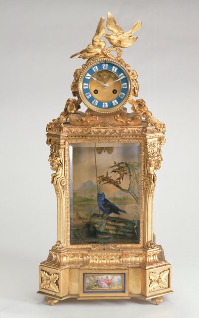 Kaminuhr, porzellanmontiertes Ormolu, mit singendem Vogelautomaten, französisch von Unbekannt