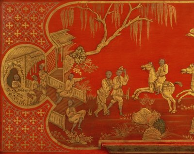 Queen Anne lackierter Büroschrank, Detail des Schreibtischdeckels mit Figuren in Gold und Schwarz auf Scharlachrot, möglicherweise von John Belchier von St. Paul