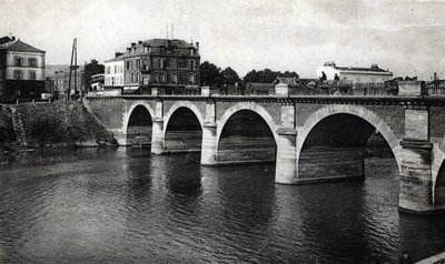 Ansicht der Marne-Brücke in Epernay, Marne (Postkarte ca. 1910) von Unbekannter Künstler