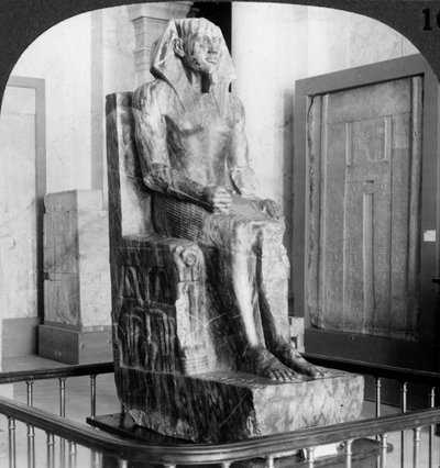 Dioritstatue von König Khafre, Erbauer der zweiten Pyramide von Gizeh, Kairo, Ägypten, 1905 von Underwood and Underwood
