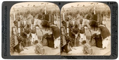 Experten kaufen Seidenkokons für den Export nach Frankreich, Antiochia, Syrien, 1900er von Underwood and Underwood