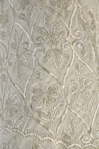 Bertha Palmers Mantel, ca. 1870 (Detailansicht des Stoffes), Gerippte Seidenmoiré, Fransen und Kristallperlen von Unknown artist