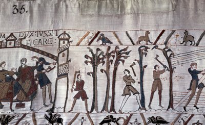Herzog Wilhelm befahl den Bau von Schiffen, Bäume wurden gefällt - Teppich von Bayeux, bekannt als Stickerei der Königin Mathilde von Unknown artist