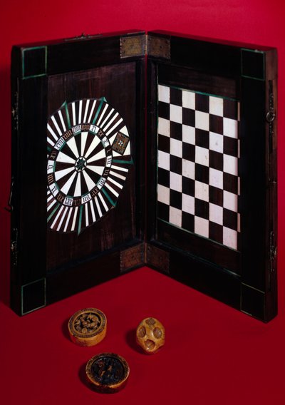 Spielbox aus Walnuss, Elfenbein und Ebenholz von Unknown artist