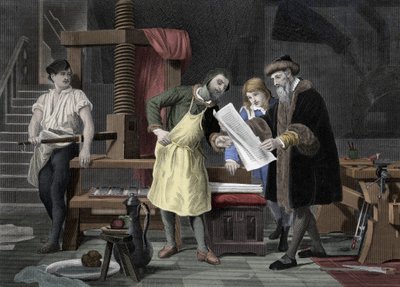 Geschichte des Drucks: erster Test der Bibel, gedruckt von der Presse von Johannes Gensfleisch Gutenberg (1400-1468) dargestellt mit Johann Fust (1400-1466) - 1453 Das erste Probedruckblatt von Gutenbergs Presse von Unknown artist