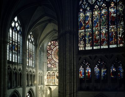Buntglasfenster und Rosette der Kathedrale von Troyes von Unknown artist