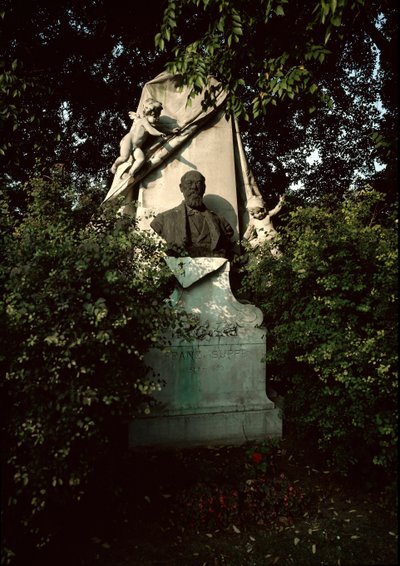 Ansicht des Grabes des österreichischen Komponisten und Dirigenten Franz von Suppé auf dem Zentralfriedhof in Wien von Unknown artist