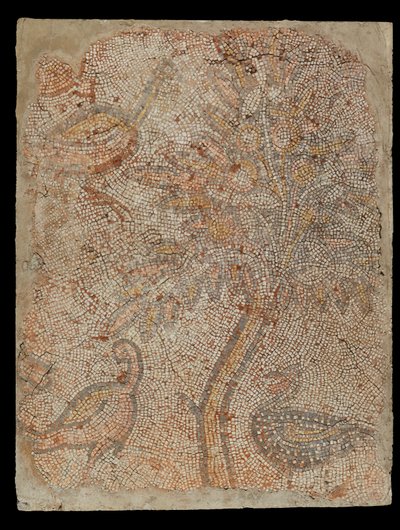 Mosaikfragment mit drei Vögeln und einem Baum von Unknown artist