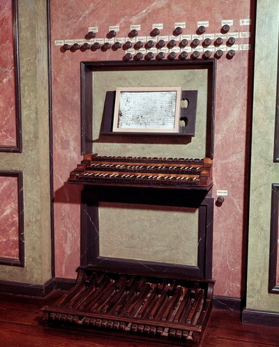 Orgel der Marienkirche, Bonn, Deutschland, die Ludwig van Beethoven (1770-1827), deutscher Komponist, als Kind spielte. Beethoven-Museum, Bonn von Unknown artist