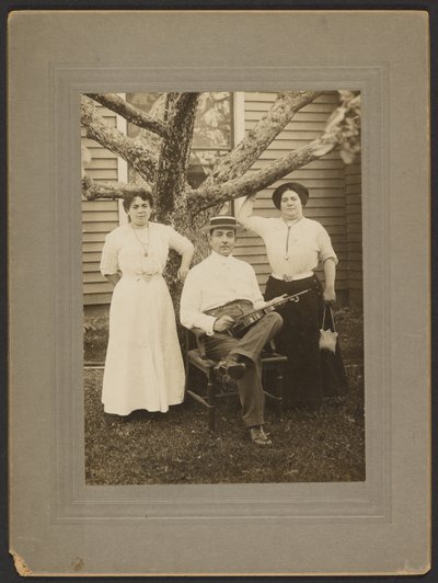 Porträt eines Mannes und zweier Frauen von Unknown artist
