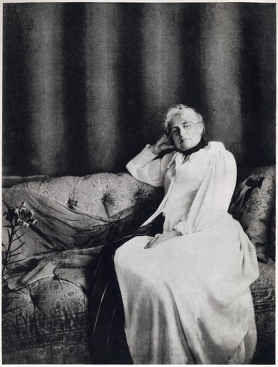 Porträt von Berthe Morisot, ca. 1893 (s/w Foto) von Unknown photographer