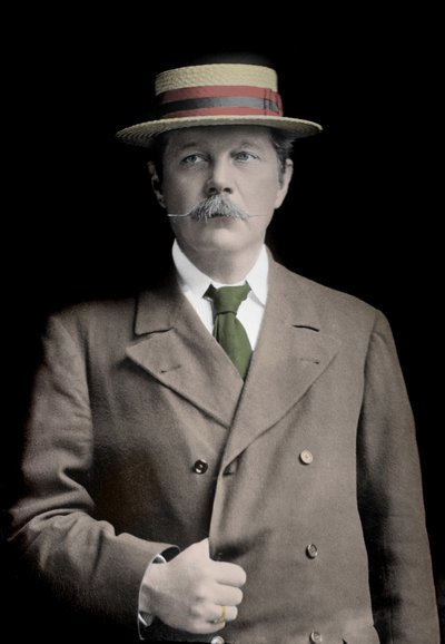 Porträt von Sir Arthur Conan Doyle (1859-1930), englischer Schriftsteller, Schöpfer der Figur „Sherlock Holmes“ von Unknown photographer