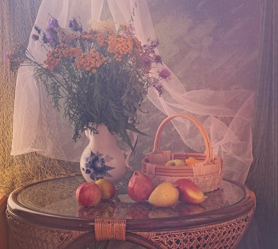 Zarte Blumen und Früchte von UstinaGreen