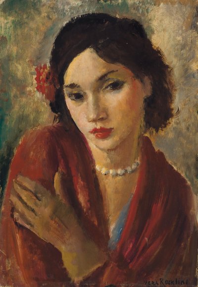 Eine elegante Dame mit einer Perlenkette von Vera Rockline