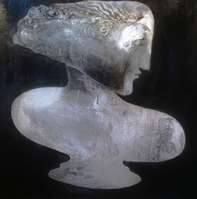 Elegantes Silberprofil von Victor Tkachenko