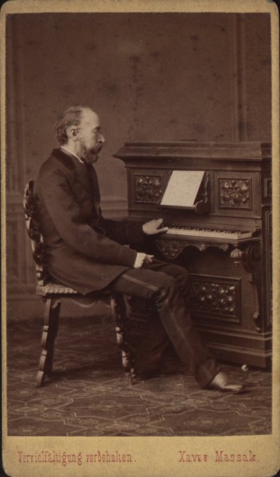 Porträt des Librettisten und Komponisten Franz Friedrich Richard Genée 1823-1895, ca. 1880-1885 von Vienna . Photo studio Xaver Massak