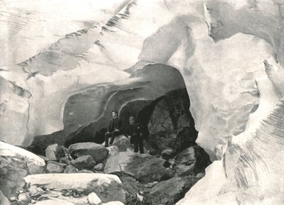 Die Rockies: Eishöhle im Großen Gletscher, Mount Sir Donald, Kanada, 1895 von William Notman and Son