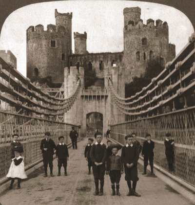 Conway, Wales, mittelalterliche Burg und Brücke, 1901 von Works and Sun Sculpture Studios