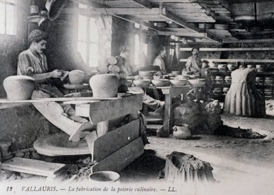 Postkarte mit Töpferei für Vallauris-Geschirr, ca. 1900, Frankreich von William Walcutt