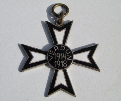 Das Verdun-Kreuz Kreuz zur Erinnerung an die Schlacht von Verdun von decorations and medals Orders