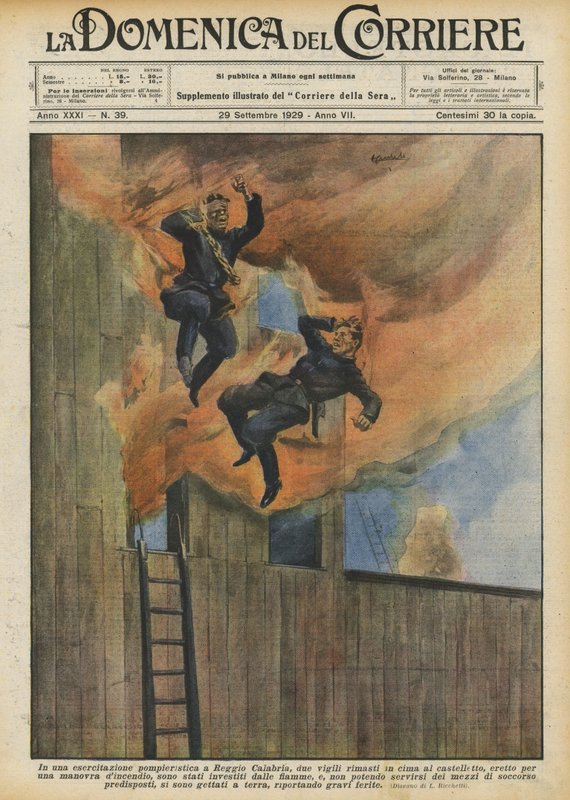 Bei einer Feuerwehrübung in Reggio Calabria blieben zwei Feuerwehrleute auf der Spitze des Turms von Achille Beltrame